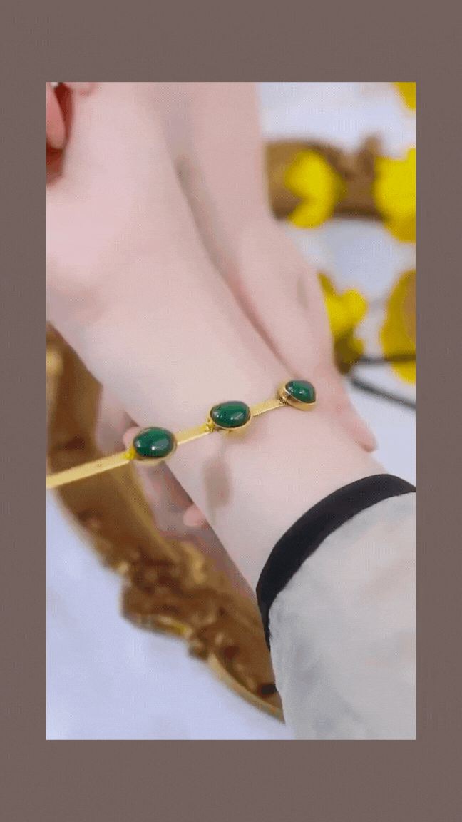 Oval Green Crystal Pendant Necklace Set With Bracelet